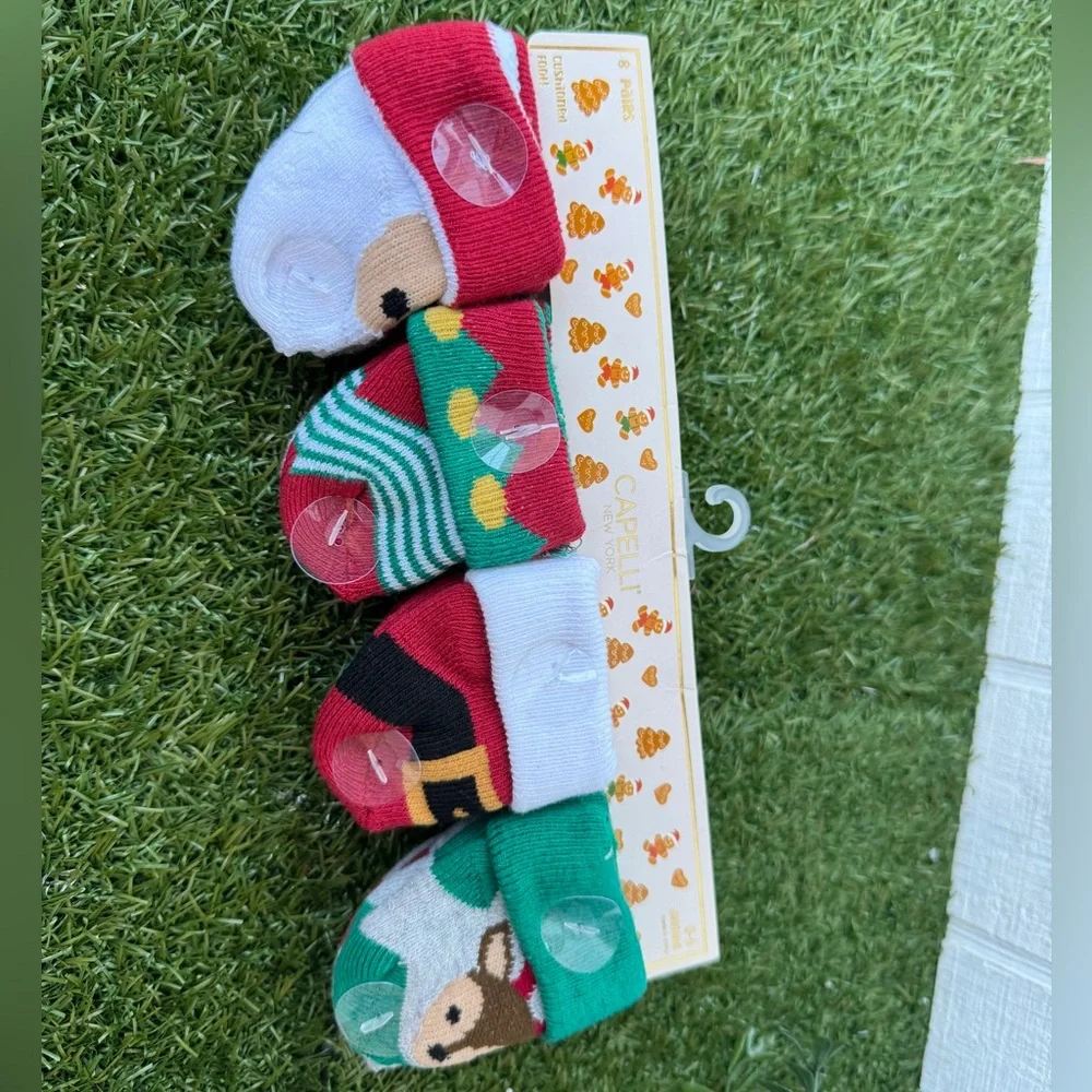 Nordstrom Kids Festive Socks Set - Red, Green, Black, White 0-6 months New